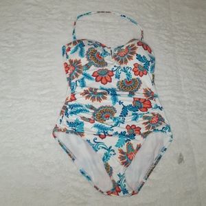 Tommy Bahama Women's White Fira Underwire One-Piece Swimsuit